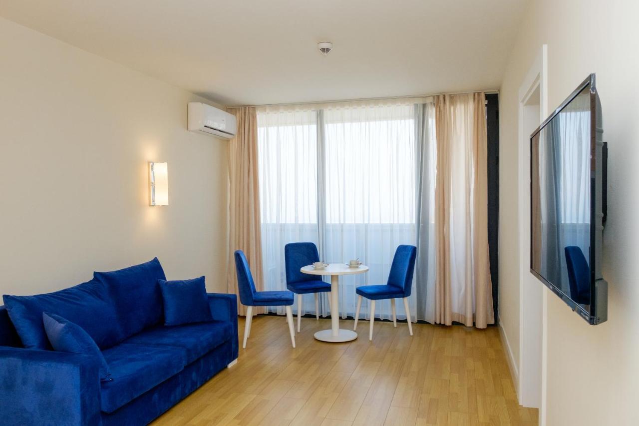 Manco Apartments Batumi Exterior photo