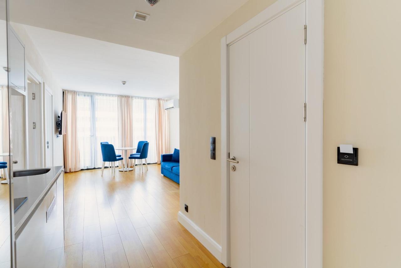 Manco Apartments Batumi Exterior photo